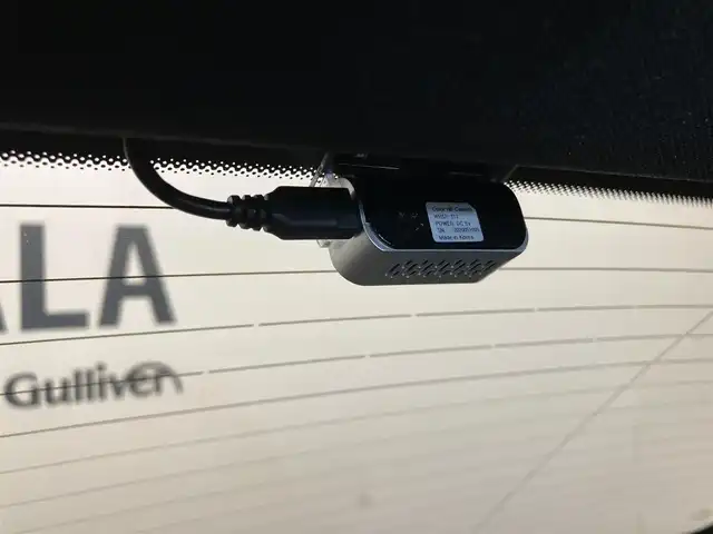 メルセデス・ベンツ Ｃ２００ アバンギャルド AMGライン 熊本県 2019(平31)年 2.8万km ダイヤモンドホワイト 純正ナビ/バックカメラ/ブラインドスポットモニター/ETC2.0/アダプティブクルーズコントロール/純正18インチアルミホイール/LEDヘッドライト/フルセグTV/シートヒーター/スマートキー/プッシュスタート