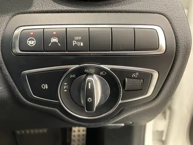 メルセデス・ベンツ Ｃ２００ アバンギャルド AMGライン 熊本県 2019(平31)年 2.8万km ダイヤモンドホワイト 純正ナビ/バックカメラ/ブラインドスポットモニター/ETC2.0/アダプティブクルーズコントロール/純正18インチアルミホイール/LEDヘッドライト/フルセグTV/シートヒーター/スマートキー/プッシュスタート