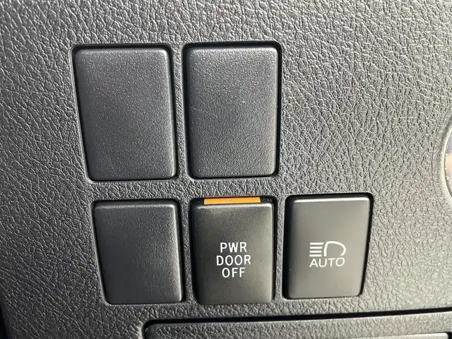 トヨタ アルファード S タイプゴールド 茨城県 2020(令2)年 2.7万km ホワイトパールクリスタルシャイン 純正ディスプレイオーディオ/・AM/FM/DVD/Bluetooth/・フルセグテレビ/バックカメラ/ビルトインETC2.0/ドライブレコーダー/クルーズコントロール/衝突軽減ブレーキ/レーンキープアシスト/ブラインドスポットモニター/横滑り防止装置/盗難防止装置/電動パーキングブレーキ/両側パワースライド/コーナーセンサー/LEDヘッドライト/オートマチックハイビーム/オートライト/ダブルオートエアコン/プッシュスタートボタン/スマートキー×2/ステアリングリモコン/純正18インチアルミホイール/12V充電器/USBジャック/純正フロアマット/ドアバイザー