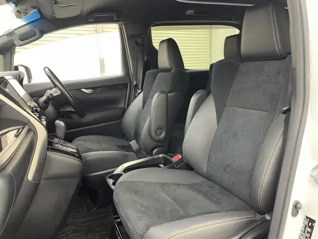 トヨタ アルファード S タイプゴールド 茨城県 2020(令2)年 2.7万km ホワイトパールクリスタルシャイン 純正ディスプレイオーディオ/・AM/FM/DVD/Bluetooth/・フルセグテレビ/バックカメラ/ビルトインETC2.0/ドライブレコーダー/クルーズコントロール/衝突軽減ブレーキ/レーンキープアシスト/ブラインドスポットモニター/横滑り防止装置/盗難防止装置/電動パーキングブレーキ/両側パワースライド/コーナーセンサー/LEDヘッドライト/オートマチックハイビーム/オートライト/ダブルオートエアコン/プッシュスタートボタン/スマートキー×2/ステアリングリモコン/純正18インチアルミホイール/12V充電器/USBジャック/純正フロアマット/ドアバイザー