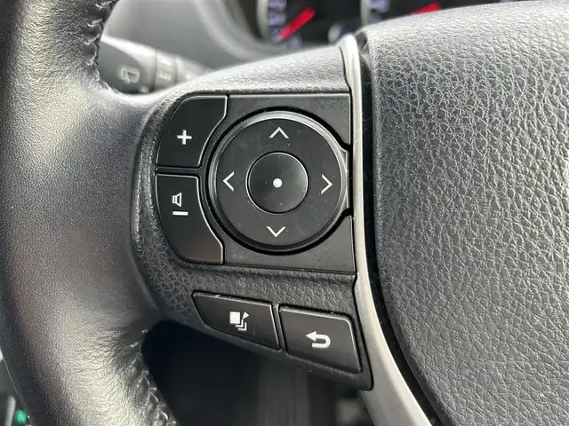 トヨタ ヴォクシー ZS 千葉県 2015(平27)年 6.7万km ブラック 純正ナビ/(AM/FM/BT/CD)/フルセグTV/バックカメラ/両側パワースライド/横滑り防止装置/ビルトインETC/プッシュスタート/スペアキー×1/LEDオートライト/純正16インチアルミホイール