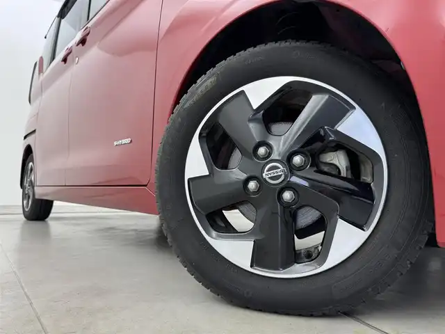 日産 ルークス HWS X プロパイロットED 福岡県 2020(令2)年 1.6万km スパークリングレッドM 純正９型ナビ／フルセグＴＶ　/アラウンドビューモニター　/ナビ連動前後ドラレコ　/プロパイロット　/コーナーセンサー　/エマージェンシーブレーキ　/レーンキープ　/先行車発信お知らせ　/両側電動スライドドア　/ＬＥＤヘッドライト