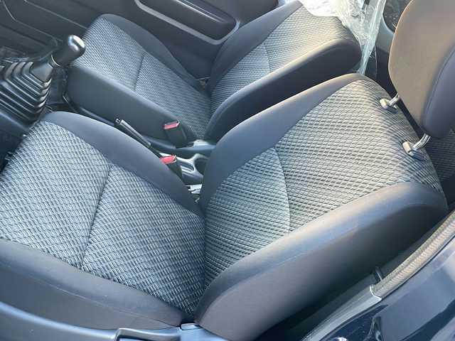 スズキ ジムニー XG 道東・釧路十勝 2016(平28)年 9.3万km ノクターンブルーパール 4WD/社外オーディオ/AM/FM　/ＣＤ再生/横滑り防止装置　/リモコンキー　/純正１６インチアルミホイール　/社外フロアマット