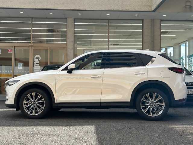 マツダ ＣＸ－５ 25T エクスクルーシブモード 静岡県 2021(令3)年 3.2万km スノーフレイクホワイトパールマイカ ワンオーナー/純正ナビ/フルセグTV/BT/USB/全方位カメラ/BOSEサウンドシステム/黒革シート/前席シートヒーター /前席パワーシート/運転席シートメモリー/パワーバックドア/ステアリングヒーター/衝突軽減ブレーキ/レーンキープアシスト/レーダークルーズコントロール/クリアランスソナー/前後ドライブレコーダー/パドルシフト/LEDヘッドライト/LEDフォグライト/スマートキー×2/保証書/取扱説明書/ナビ取扱説明書/R6点検記録簿有