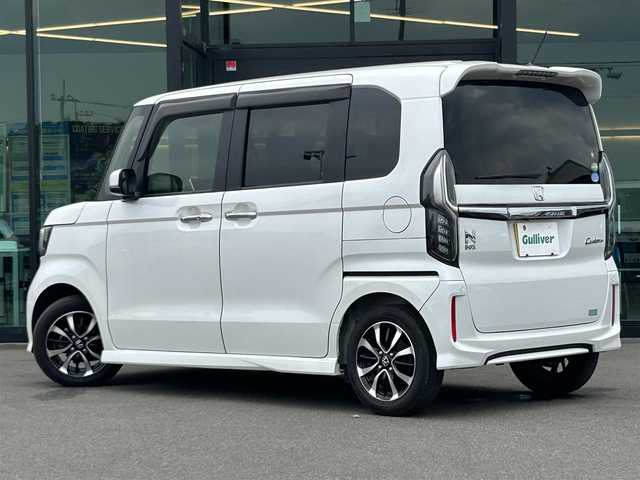 ホンダ Ｎ ＢＯＸ カスタム G L ホンダセンシング 東京都 2019(平31)年 4万km プラチナホワイトパール 純正ナビ/フルセグ/バックカメラ/ビルトインETC/パワースライドドア/衝突軽減ブレーキ/レーンキープアシスト/レーダークルーズコントロール/コーナーセンサー/LEDヘッドライト/スマートキー