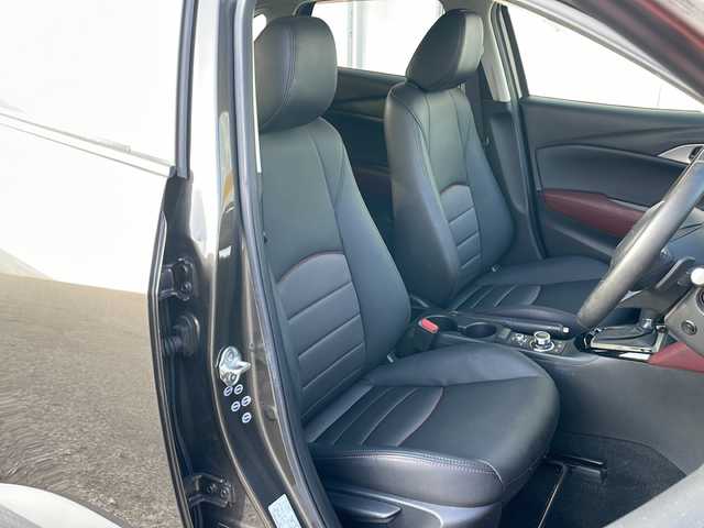 マツダ ＣＸ－３ XD ツーリング 新潟県 2015(平27)年 4.3万km チタニウムフラッシュマイカ 外部検査実施済み/４WD/ターボ/ワンオーナー/純正SDナビ/(CD/DVD/フルセグTV/Bluetooth/USB)/セーフティクルーズパッケージ/・車線逸脱警報システム/・レーダークルーズコントロール/・スマートブレーキサポート/・ハイビームコントロールシステム/ハーフレザーシート/バックカメラ/LEDヘッドライト/スマートキー/ビルトインETC/前後ドライブレコーダー/前席シートヒーター/ブラインドスポットモニター/ヘッドアップディスプレイ/ルーフキャリア/パドルシフト/横滑り防止機能/純正18インチアルミホイール/カーテンエアバック/保証書/スペアキー