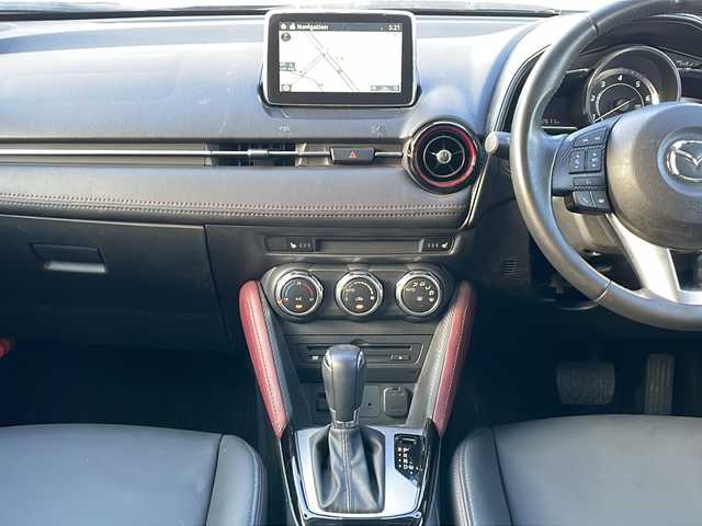 マツダ ＣＸ－３ XD ツーリング 新潟県 2015(平27)年 4.3万km チタニウムフラッシュマイカ 外部検査実施済み/４WD/ターボ/ワンオーナー/純正SDナビ/(CD/DVD/フルセグTV/Bluetooth/USB)/セーフティクルーズパッケージ/・車線逸脱警報システム/・レーダークルーズコントロール/・スマートブレーキサポート/・ハイビームコントロールシステム/ハーフレザーシート/バックカメラ/LEDヘッドライト/スマートキー/ビルトインETC/前後ドライブレコーダー/前席シートヒーター/ブラインドスポットモニター/ヘッドアップディスプレイ/ルーフキャリア/パドルシフト/横滑り防止機能/純正18インチアルミホイール/カーテンエアバック/保証書/スペアキー