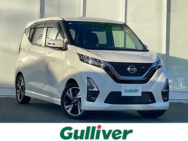 日産 デイズ HWS G ターボ プロパイロットED 福岡県 2023(令5)年 1.2万km ホワイトパール ディーラー9インチナビ/　（AM/FM/SD/Bluetooth/HDMI/フルセグ/交通情報/レコーダーリンク）/全方位カメラ/ドライブレコーダー　（前後）/ＥＴＣ2.0/クルーズコントロール　（追従走行有）/横滑り防止装置/コーナーセンサー/レーンキープアシスト/盗難防止装置/衝突軽減システム/オートホールド/アイドリングストップ/プッシュスタート/オートライト/電格ミラー/純正マット/純正ホイール