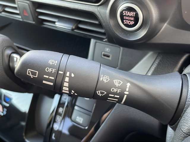 日産 デイズ HWS G ターボ プロパイロットED 福岡県 2023(令5)年 1.2万km ホワイトパール ディーラー9インチナビ/　（AM/FM/SD/Bluetooth/HDMI/フルセグ/交通情報/レコーダーリンク）/全方位カメラ/ドライブレコーダー　（前後）/ＥＴＣ2.0/クルーズコントロール　（追従走行有）/横滑り防止装置/コーナーセンサー/レーンキープアシスト/盗難防止装置/衝突軽減システム/オートホールド/アイドリングストップ/プッシュスタート/オートライト/電格ミラー/純正マット/純正ホイール