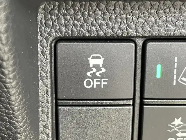 ホンダ Ｎ ＢＯＸ カスタム G L ホンダセンシング 兵庫県 2017(平29)年 6.1万km クリスタルブラックパール 純正ナビ/バックカメラ/ETC/ワンセグTV/衝突軽減ブレーキ/クルーズコントロール/オートライト/LEDヘッドライト/フォグランプ/純正フロアマット/片側パワースライドドア/USB/BT/ドアバイザー