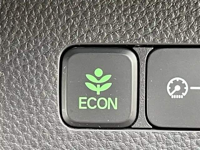 ホンダ Ｎ ＢＯＸ カスタム G L ホンダセンシング 兵庫県 2017(平29)年 6.1万km クリスタルブラックパール 純正ナビ/バックカメラ/ETC/ワンセグTV/衝突軽減ブレーキ/クルーズコントロール/オートライト/LEDヘッドライト/フォグランプ/純正フロアマット/片側パワースライドドア/USB/BT/ドアバイザー