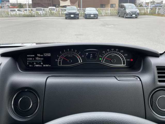 ホンダ Ｎ ＢＯＸ カスタム G L ホンダセンシング 兵庫県 2017(平29)年 6.1万km クリスタルブラックパール 純正ナビ/バックカメラ/ETC/ワンセグTV/衝突軽減ブレーキ/クルーズコントロール/オートライト/LEDヘッドライト/フォグランプ/純正フロアマット/片側パワースライドドア/USB/BT/ドアバイザー