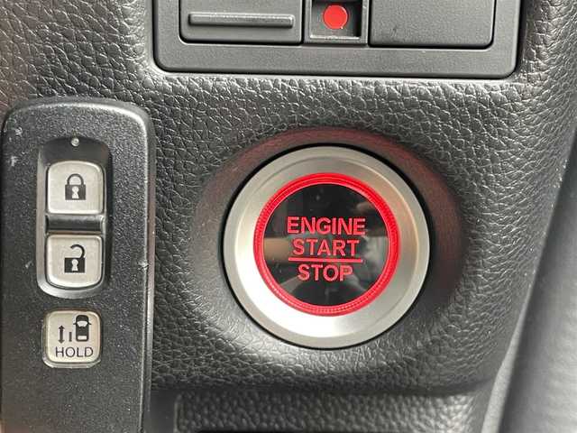 ホンダ Ｎ ＢＯＸ カスタム G L ホンダセンシング 兵庫県 2017(平29)年 6.1万km クリスタルブラックパール 純正ナビ/バックカメラ/ETC/ワンセグTV/衝突軽減ブレーキ/クルーズコントロール/オートライト/LEDヘッドライト/フォグランプ/純正フロアマット/片側パワースライドドア/USB/BT/ドアバイザー