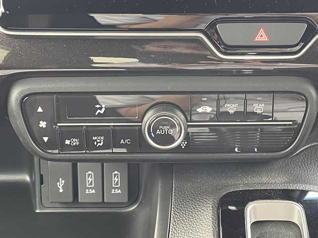 ホンダ Ｎ ＢＯＸ カスタム G L ホンダセンシング 兵庫県 2017(平29)年 6.1万km クリスタルブラックパール 純正ナビ/バックカメラ/ETC/ワンセグTV/衝突軽減ブレーキ/クルーズコントロール/オートライト/LEDヘッドライト/フォグランプ/純正フロアマット/片側パワースライドドア/USB/BT/ドアバイザー