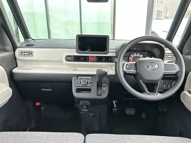 ダイハツ ムーヴ キャンバス ストライプス X 香川県 2025(令7)年 0.4万km シャイニングホワイトパール/レーザーブルークリスタルシャイン スマートアシスト/・衝突被害軽減ブレーキ機能/・前後誤発進抑制機能/・オートハイビーム/・ふらつき警報/両側パワースライドドア/前後コーナーセンサー/盗難防止装置/アイドリングストップ/ステアリングリモコン/パワーステアリング/パワーウィンドウ/プッシュスタート/スマートキー