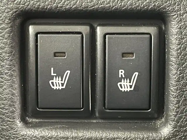 スズキ スペーシア ギア HYBRID XZターボ 岡山県 2021(令3)年 6.7万km シフォンアイボリーM 純正８インチナビ　(CN-RZ866)/【CD/DVD/BT/USB/フルセグ】/全方位カメラ　/両側電動スライド　/レーダークルーズコントロール　/ビルトインＥＴＣ　/シートヒーター　前席/ＬＥＤヘッドライト　/コーナーセンサー　後/オートハイビーム　/ルーフレール　/フォグランプ/禁煙車/アイドリングストップ/パドルシフト/純正フロアマット