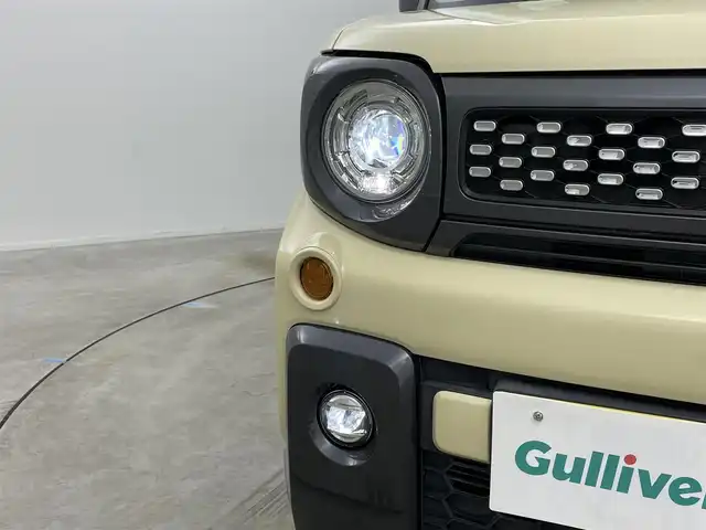 スズキ スペーシア ギア HYBRID XZターボ 岡山県 2021(令3)年 6.7万km シフォンアイボリーM 純正８インチナビ　(CN-RZ866)/【CD/DVD/BT/USB/フルセグ】/全方位カメラ　/両側電動スライド　/レーダークルーズコントロール　/ビルトインＥＴＣ　/シートヒーター　前席/ＬＥＤヘッドライト　/コーナーセンサー　後/オートハイビーム　/ルーフレール　/フォグランプ/禁煙車/アイドリングストップ/パドルシフト/純正フロアマット