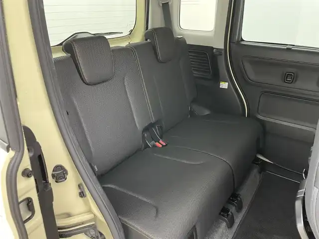 スズキ スペーシア ギア HYBRID XZターボ 岡山県 2021(令3)年 6.7万km シフォンアイボリーM 純正８インチナビ　(CN-RZ866)/【CD/DVD/BT/USB/フルセグ】/全方位カメラ　/両側電動スライド　/レーダークルーズコントロール　/ビルトインＥＴＣ　/シートヒーター　前席/ＬＥＤヘッドライト　/コーナーセンサー　後/オートハイビーム　/ルーフレール　/フォグランプ/禁煙車/アイドリングストップ/パドルシフト/純正フロアマット