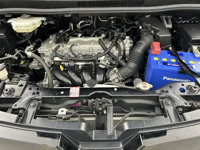 トヨタ ヴォクシー ZS 煌Ⅲ 千葉県 2020(令2)年 4万km ブラック ワンオーナー/禁煙車/両側電動ドア/トヨタセーフティセンス/・プリクラッシュセーフティブレーキ/・クリアランスソナー/・クルーズコントロール/・レーンディパーチャーアラート/純正フリップダウンモニター/純正10インチメモリナビ/・型番：NSZN－Z68T/・CD/DVD/Bluetooth/フルセグTV/・純正フリップダウンモニター/・バックカメラ/・ビルトイン2.0ETC/革巻きステアリング/・ステアリングスイッチ/MT付きAT/左右独立エアコン/純正フロアマット/純正16インチAW/純正ドアバイザー/オートライト/・オートマチックハイビーム/・LEDヘッドライト/・LEDフォグランプ
