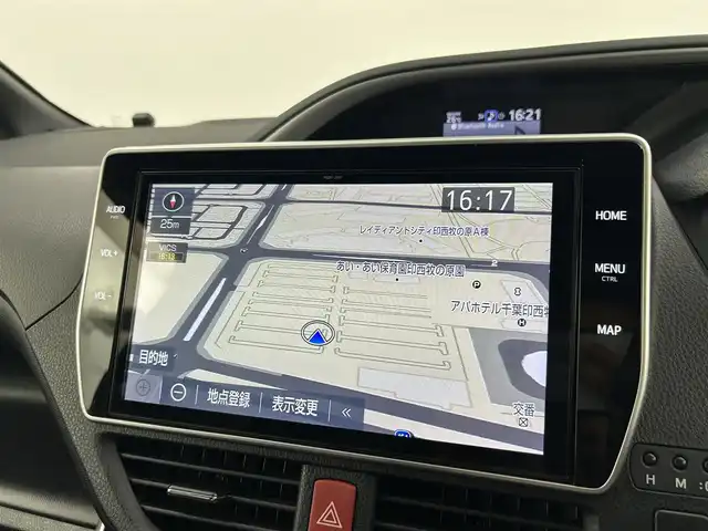 トヨタ ヴォクシー ZS 煌Ⅲ 千葉県 2020(令2)年 4万km ブラック ワンオーナー/禁煙車/両側電動ドア/トヨタセーフティセンス/・プリクラッシュセーフティブレーキ/・クリアランスソナー/・クルーズコントロール/・レーンディパーチャーアラート/純正フリップダウンモニター/純正10インチメモリナビ/・型番：NSZN－Z68T/・CD/DVD/Bluetooth/フルセグTV/・純正フリップダウンモニター/・バックカメラ/・ビルトイン2.0ETC/革巻きステアリング/・ステアリングスイッチ/MT付きAT/左右独立エアコン/純正フロアマット/純正16インチAW/純正ドアバイザー/オートライト/・オートマチックハイビーム/・LEDヘッドライト/・LEDフォグランプ