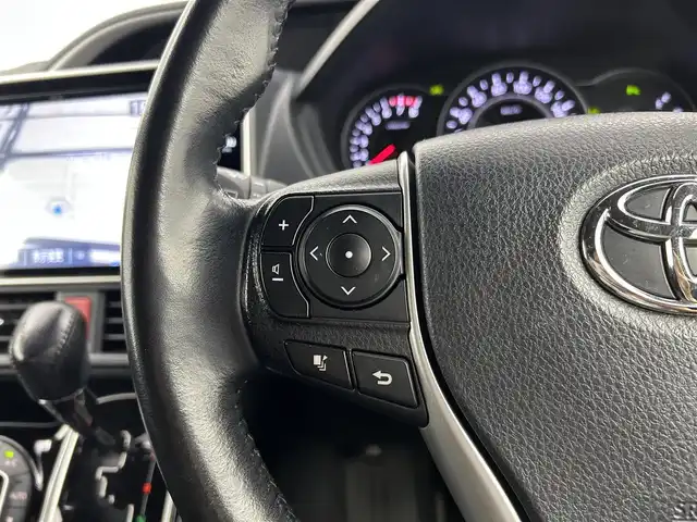 トヨタ ヴォクシー ZS 煌Ⅲ 千葉県 2020(令2)年 4万km ブラック ワンオーナー/禁煙車/両側電動ドア/トヨタセーフティセンス/・プリクラッシュセーフティブレーキ/・クリアランスソナー/・クルーズコントロール/・レーンディパーチャーアラート/純正フリップダウンモニター/純正10インチメモリナビ/・型番：NSZN－Z68T/・CD/DVD/Bluetooth/フルセグTV/・純正フリップダウンモニター/・バックカメラ/・ビルトイン2.0ETC/革巻きステアリング/・ステアリングスイッチ/MT付きAT/左右独立エアコン/純正フロアマット/純正16インチAW/純正ドアバイザー/オートライト/・オートマチックハイビーム/・LEDヘッドライト/・LEDフォグランプ