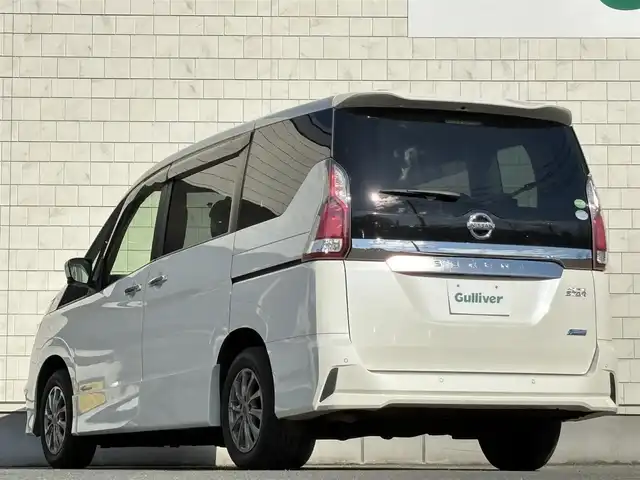 日産 セレナ ハイウェイスター Vセレクション 岩手県 2017(平29)年 5.6万km ブリリアントホワイトパール 禁煙車/４WD/寒冷地仕様/純正フリップダウンモニター/全方位カメラ/ミラーヒーター/両側パワースライドドア/ハンズフリースライドドア/純正ナビ/→フルセグTV/Bluetooth/CD/DVD/FM/AM/バックカメラ/ステアリングスイッチ/TVキャンセラー/衝突軽減ブレーキ/レーンキープアシスト/クルーズコントロール/パーキングアシスト/横滑り防止装置/LEDヘッドライト/フォグライト/〇プッシュスタート/〇電動格納ミラー/〇ウィンカーミラー/〇シガーソケット/〇USBポート/〇スマートキー/〇ドアバイザー/〇フロアマット/純正ドライブレコーダー/ビルトインETC