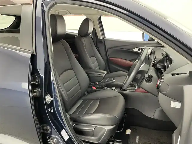 マツダ ＣＸ－３ XD ツーリング 愛知県 2015(平27)年 6.3万km ディープクリスタルブルーマイカ 純正ナビ　ＨＵＤ　禁煙　黒ハーフレザー　ＥＴＣ　Ｂｌｕｅｔｏｏｔｈ　フルセグ　ＤＶＤ　衝突軽減　ＬＥＤオートライト　クルコン　アイドリングストップ　カーテンエアバッグ　プッシュスタート　スマートキー
