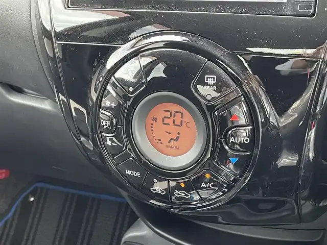 日産 ノート e－パワー X 愛媛県 2016(平28)年 3.9万km プレミアムコロナオレンジ 純正7型ナビ(フルセグTV/BT)/全周囲カメラ/インテリジェントルームミラー/ドライブレコーダー/クリアランスソナー/衝突被害軽減装置/車線逸脱防止装置/ステアリングリモコン/純正ドアバイザー/純正フロアマット/LEDヘッドライト/シガーソケット/スペアキー1本/現状サマー(鉄)(185/70/R14)/BRIDGESTONE EcoPia/禁煙車