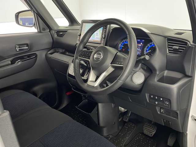 日産 ルークス ハイウェイスター Gターボ 宮崎県 2021(令3)年 2万km ホワイトパール 純正ナビ(MM321D-L)/CD/DVD/AM/FM/SD/BT/スマートキー　スペア1本/エマージェンシーブレーキ/車線逸脱警報/先行車発進お知らせ/アラウンドビューモニター/両側パワースライドドア/電動格納ミラー/ステアリングスイッチ/アイドリングストップ/コーナーセンサー/ドライブレコーダー/サーキュレーター/サイドバイザー/フロアマット