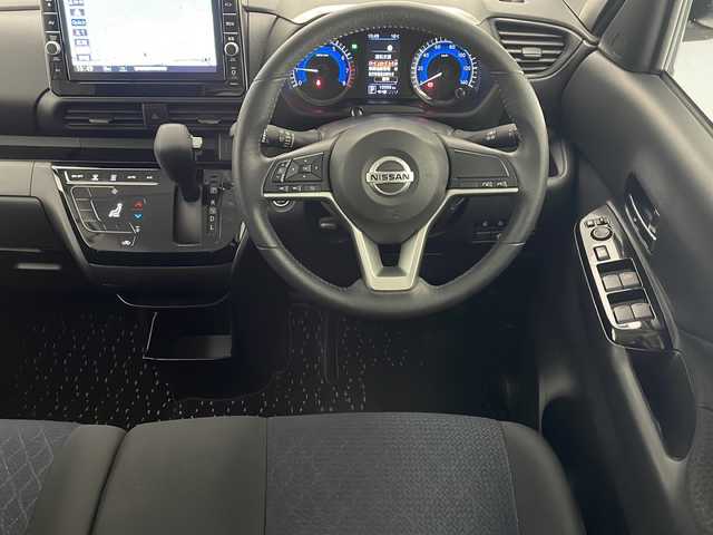 日産 ルークス ハイウェイスター Gターボ 宮崎県 2021(令3)年 2万km ホワイトパール 純正ナビ(MM321D-L)/CD/DVD/AM/FM/SD/BT/スマートキー　スペア1本/エマージェンシーブレーキ/車線逸脱警報/先行車発進お知らせ/アラウンドビューモニター/両側パワースライドドア/電動格納ミラー/ステアリングスイッチ/アイドリングストップ/コーナーセンサー/ドライブレコーダー/サーキュレーター/サイドバイザー/フロアマット