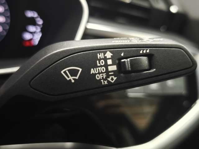 アウディ Ｑ３ スポーツバック 35TFSI 群馬県 2023(令5)年 1.5万km ミトスブラックメタリック 禁煙車/コンビニエンス＆アシスタンスパッケージ/・前席シートヒーター/・前席パワーシート/・前席4ウェイランバーサポート/・パワーバックドア、フットオープナー/・アウディホールドアシスト/・ＡＣＣ/・オートハイビーム/・ブラインドスポットモニター/・エマージェンシーアシスト/・リヤクロストラフィックアシスト/・アウディドライブセレクト/バーチャルコックピット/AppleCarPlay/AndroidAuto/Audi純正前後ドラレコ
