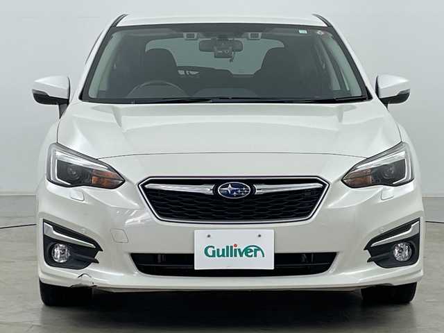 スバル インプレッサ スポーツ 2．0i－S アイサイト 道央・札幌 2017(平29)年 6万km クリスタルホワイトP 純正ナビ＆ＴＶ＆ＢＴ＆ＳＤ＆ＳＤ/バックカメラ/前後ドライブレコーダー/ETC/アダプティブクルーズコントロール/ヒルスタートアシストコントロール/パドルシフト/アルミペダル/4WD/電子パーキングシステム/プッシュスタート/ステアリングリモコン/ウィンカーミラー/フロントフォグランプ/純正フロアマット/純正ドアバイザー/純正18インチアルミホイール