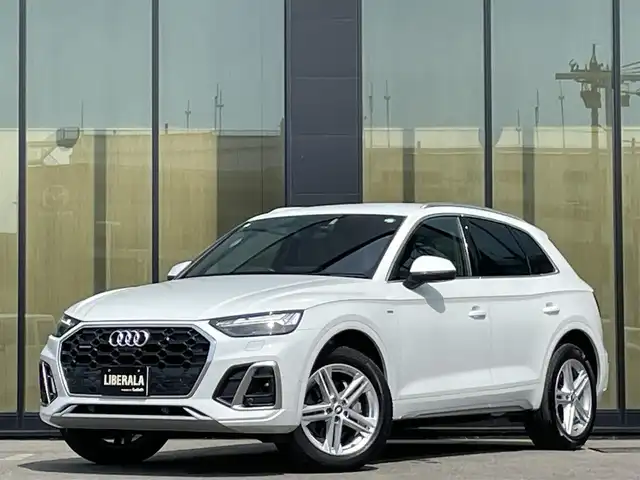 アウディ アウディ Ｑ５ 石川県 2021(令3)年 3万km 白 4WD/衝突軽減ブレーキ/サイドアシスト/クリアランスソナー/純正メモリーナビ/全方位カメラ/フルセグTV/AppleCarPlay/バーチャルコックピット/ACC/ブラインドスポットモニター/電動格納ミラー/電動リアゲート/電動シート/シートヒーター/LEDヘッドライト