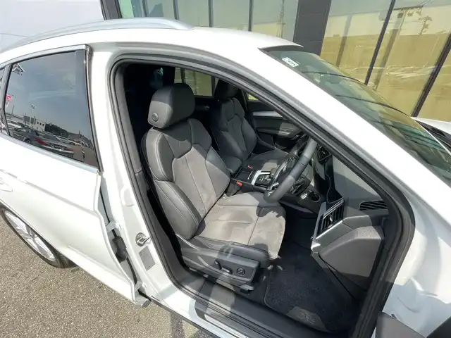 アウディ アウディ Ｑ５ 石川県 2021(令3)年 3万km 白 4WD/衝突軽減ブレーキ/サイドアシスト/クリアランスソナー/純正メモリーナビ/全方位カメラ/フルセグTV/AppleCarPlay/バーチャルコックピット/ACC/ブラインドスポットモニター/電動格納ミラー/電動リアゲート/電動シート/シートヒーター/LEDヘッドライト