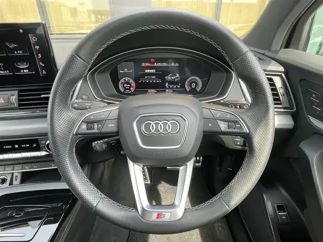 アウディ アウディ Ｑ５ 石川県 2021(令3)年 3万km 白 4WD/衝突軽減ブレーキ/サイドアシスト/クリアランスソナー/純正メモリーナビ/全方位カメラ/フルセグTV/AppleCarPlay/バーチャルコックピット/ACC/ブラインドスポットモニター/電動格納ミラー/電動リアゲート/電動シート/シートヒーター/LEDヘッドライト