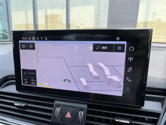 アウディ アウディ Ｑ５ 石川県 2021(令3)年 3万km 白 4WD/衝突軽減ブレーキ/サイドアシスト/クリアランスソナー/純正メモリーナビ/全方位カメラ/フルセグTV/AppleCarPlay/バーチャルコックピット/ACC/ブラインドスポットモニター/電動格納ミラー/電動リアゲート/電動シート/シートヒーター/LEDヘッドライト