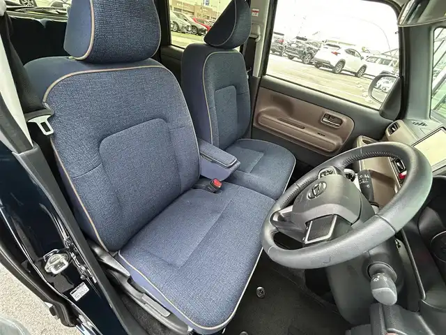 ダイハツ ムーヴ キャンバス セオリー G 香川県 2024(令6)年 0.7万km レーザーブルークリスタルシャイン 社外7インチSDナビ/→フルセグ/CD/DVD/Bluetooth/バックカメラ/スマートアシスト/・衝突警報/衝突回避支援ブレーキ/・ブレーキ制御付誤発進抑制機能/・車線逸脱警報/抑制機能/・ふらつき警報/・路側逸脱警報機能/・アダプティブドライビングビーム/・オートハイビーム/両側パワースライドドア/前席シートヒーター/LEDヘッドライト/LEDフォグランプ/電子パーキングブレーキ/オートブレーキホールド/ホッとカップホルダー/置きラクボックス/本革ステアリング/ステアリングリモコン/アイドリングストップ/プッシュスタート/スマートキー