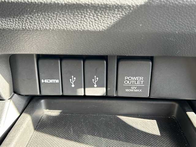 ホンダ オデッセイ アブソルート EX 宮城県 2014(平26)年 6.1万km ホワイトオーキッドパール 登録時走行距離60807ｋｍ/レーダークルーズコントロール/パドルシフト/全方位カメラ/オートライト/両側パワースライドドア/横滑り防止機能/アイドリングストップ/フリップダウンモニター/社外ETC/純正ドライブレコーダー/プッシュスタート/スマートキー/スペアキー１本/ステアリングリモコン/純正ナビ フルセグ/AM/FM・USB・BT・HDMI・CD/DVD/LEDヘッドライト/フォグランプ/電動格納ミラー/純正アルミホイール/純正フロアマット