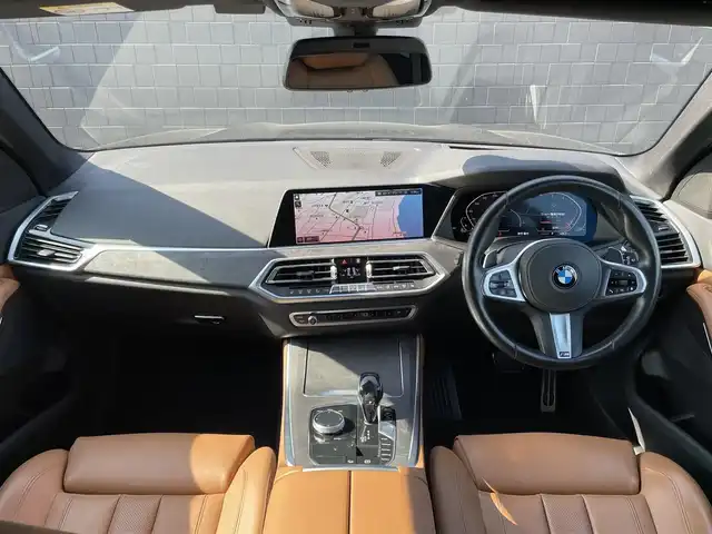 ＢＭＷ Ｘ５ xDrive 35d Mスポーツ 三重県 2019(平31)年 4.8万km サファイアブラックP パノラマサンルーフ　/コニャックシート　/ブルーＭキャリパー　/ライブコックピット　/オートマチックテールゲート　/純正２０インチアルミ　/純正ナビ　/全方位カメラ　/ＥＴＣ　/カープレイ /シートヒーター　/パワーシート