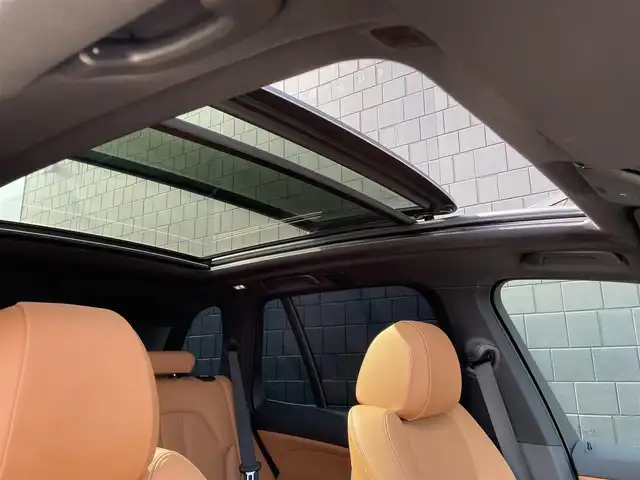 ＢＭＷ Ｘ５ xDrive 35d Mスポーツ 三重県 2019(平31)年 4.8万km サファイアブラックP パノラマサンルーフ　/コニャックシート　/ブルーＭキャリパー　/ライブコックピット　/オートマチックテールゲート　/純正２０インチアルミ　/純正ナビ　/全方位カメラ　/ＥＴＣ　/カープレイ /シートヒーター　/パワーシート