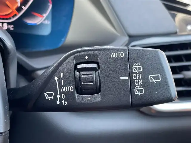 ＢＭＷ Ｘ５ xDrive 35d Mスポーツ 三重県 2019(平31)年 4.8万km サファイアブラックP パノラマサンルーフ　/コニャックシート　/ブルーＭキャリパー　/ライブコックピット　/オートマチックテールゲート　/純正２０インチアルミ　/純正ナビ　/全方位カメラ　/ＥＴＣ　/カープレイ /シートヒーター　/パワーシート