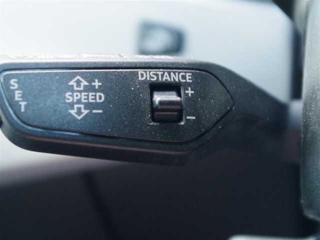アウディ Ａ４ 35TFSI アドバンスド 埼玉県 2022(令4)年 1.4万km 白 アダプティブクルーズコントロール/バーチャルコックピット/マトリクスLED/CarPlay/Android Auto/パークセンサー/ブラインドスポットモニター/全周囲カメラ/純正ナビ/ETC/ドラレコ/フルセグTV/前席シートヒーター