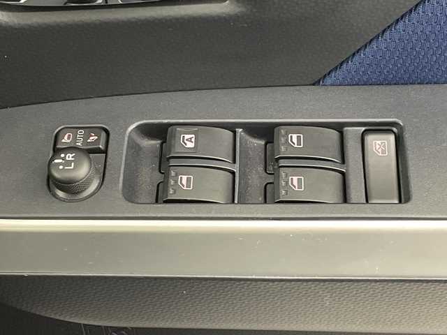 ダイハツ トール カスタムG SAⅡ 岐阜県 2018(平30)年 5.3万km ブラックマイカメタリック 社外SDナビ(KXMG505BTW)/CD/DVD/Bluetooth/フルセグTV/バックカメラ/両側パワースライドドア/衝突軽減ブレーキ/レーンキープアシスト/クルーズコントロール/ドライブレコーダー/オートLEDヘッドライト/フォグランプ/純正フロアマット/純正14インチアルミホイール/ドアバイザー/アイドリングストップ