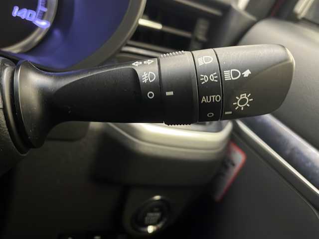 ダイハツ ムーヴ カスタム X ハイパー SA 宮崎県 2015(平27)年 6.7万km ファイアークォーツレッドM 社外ナビ(MDV-X701)/CD/DVD/AM/FM/SD/BT/衝突軽減ブレーキ/アイドリングストップ/ステアリングスイッチ/横滑り防止装置/電動格納ミラー/プッシュスターター/オートライト/純正フロアマット/純正サイドバイザー/純正アルミホイール/ETC