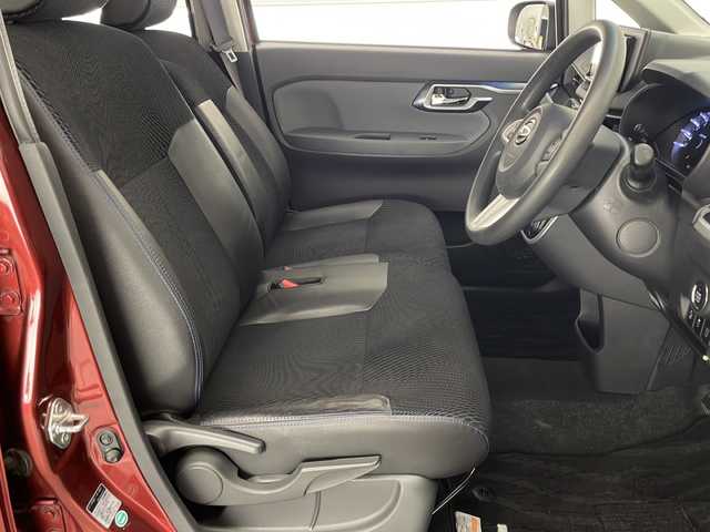 ダイハツ ムーヴ カスタム X ハイパー SA 宮崎県 2015(平27)年 6.7万km ファイアークォーツレッドM 社外ナビ(MDV-X701)/CD/DVD/AM/FM/SD/BT/衝突軽減ブレーキ/アイドリングストップ/ステアリングスイッチ/横滑り防止装置/電動格納ミラー/プッシュスターター/オートライト/純正フロアマット/純正サイドバイザー/純正アルミホイール/ETC