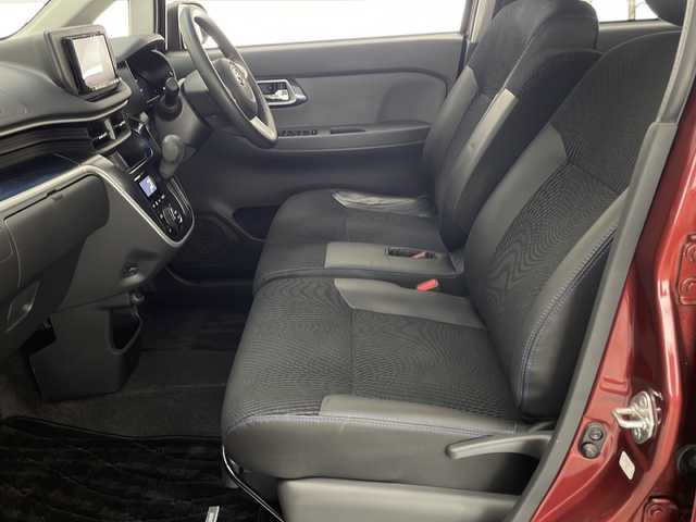 ダイハツ ムーヴ カスタム X ハイパー SA 宮崎県 2015(平27)年 6.7万km ファイアークォーツレッドM 社外ナビ(MDV-X701)/CD/DVD/AM/FM/SD/BT/衝突軽減ブレーキ/アイドリングストップ/ステアリングスイッチ/横滑り防止装置/電動格納ミラー/プッシュスターター/オートライト/純正フロアマット/純正サイドバイザー/純正アルミホイール/ETC