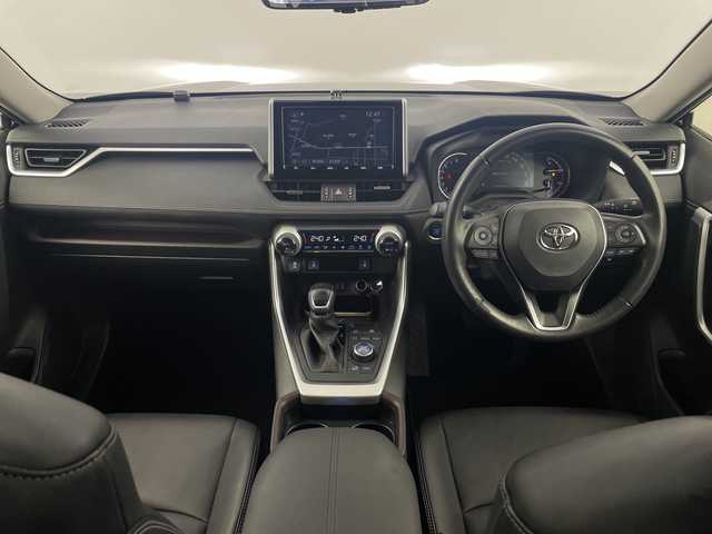 トヨタ ＲＡＶ４ G Zパッケージ 埼玉県 2020(令2)年 4.8万km アティチュードブラックマイカ 純正ナビ/（BT/TV/AM/FM/CD/DVD)　/バックカメラ　/ワイヤレス充電　/デジタルインナーミラー/衝突軽減ブレーキ　/レーダークルーズコントロール　/レーンキープアシスト　/ブラインドスポッモニター　/シートヒーター/ハンドルヒーター　/ビルトインＥＴＣ/コーナーセンサー/運転席メモリ機能付きパワーシート