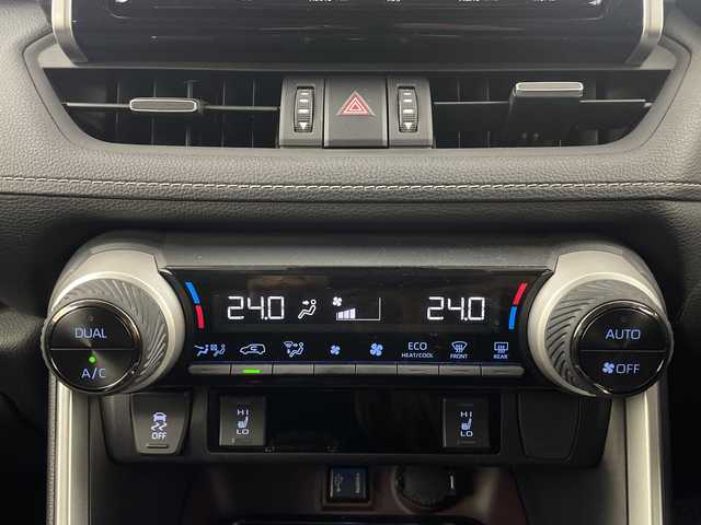 トヨタ ＲＡＶ４ G Zパッケージ 埼玉県 2020(令2)年 4.8万km アティチュードブラックマイカ 純正ナビ/（BT/TV/AM/FM/CD/DVD)　/バックカメラ　/ワイヤレス充電　/デジタルインナーミラー/衝突軽減ブレーキ　/レーダークルーズコントロール　/レーンキープアシスト　/ブラインドスポッモニター　/シートヒーター/ハンドルヒーター　/ビルトインＥＴＣ/コーナーセンサー/運転席メモリ機能付きパワーシート