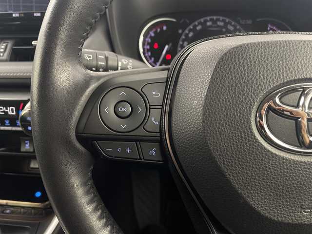 トヨタ ＲＡＶ４ G Zパッケージ 埼玉県 2020(令2)年 4.8万km アティチュードブラックマイカ 純正ナビ/（BT/TV/AM/FM/CD/DVD)　/バックカメラ　/ワイヤレス充電　/デジタルインナーミラー/衝突軽減ブレーキ　/レーダークルーズコントロール　/レーンキープアシスト　/ブラインドスポッモニター　/シートヒーター/ハンドルヒーター　/ビルトインＥＴＣ/コーナーセンサー/運転席メモリ機能付きパワーシート