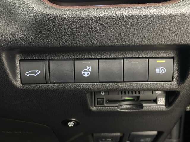 トヨタ ＲＡＶ４ G Zパッケージ 埼玉県 2020(令2)年 4.8万km アティチュードブラックマイカ 純正ナビ/（BT/TV/AM/FM/CD/DVD)　/バックカメラ　/ワイヤレス充電　/デジタルインナーミラー/衝突軽減ブレーキ　/レーダークルーズコントロール　/レーンキープアシスト　/ブラインドスポッモニター　/シートヒーター/ハンドルヒーター　/ビルトインＥＴＣ/コーナーセンサー/運転席メモリ機能付きパワーシート